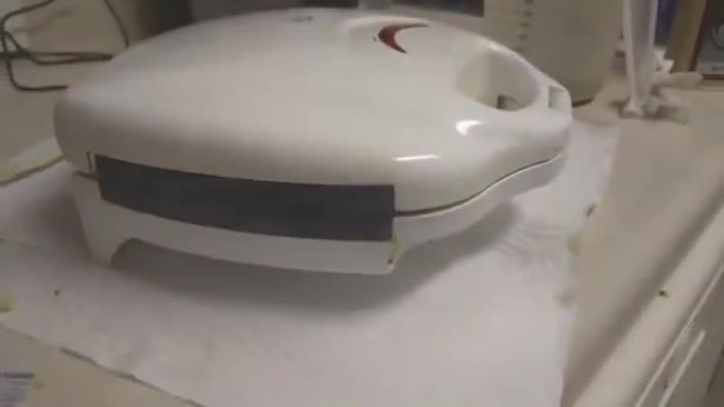 При посторонних? это же неприлично !!! (лючите звук)