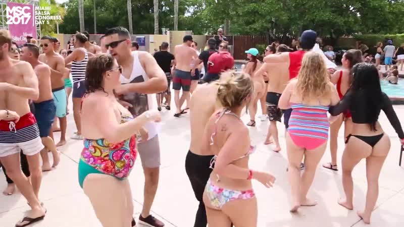Rueda de casino by the pool miami salsa congress msc2017 day 5