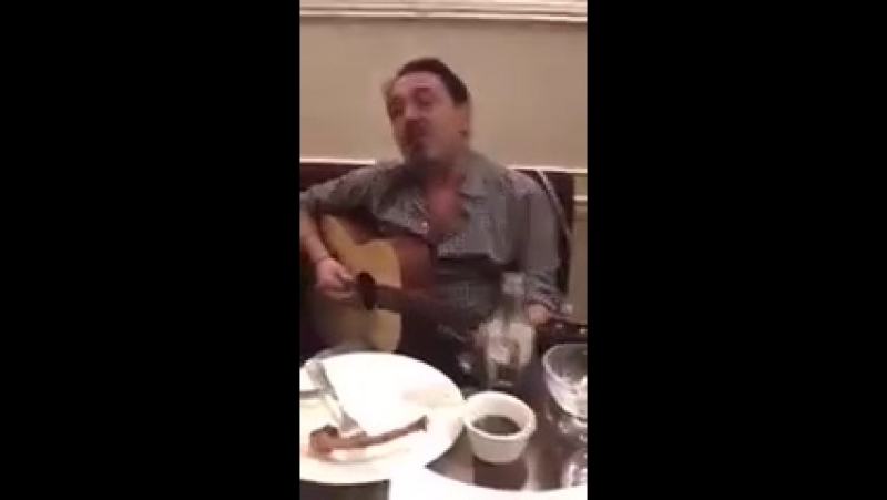 Ночевал с женщиной резиновой (vhs video)