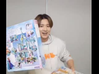 Chanyeolie and frozen