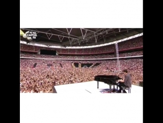 Shawn at #capitalstb in london yesterday✨✨ # лондон 11 06 2017