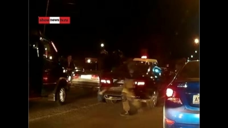 Тау силовики крепят в тагиле клиентов в "ниссане" real video