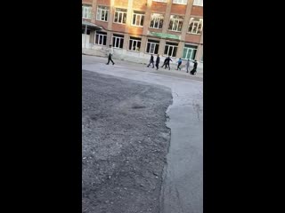 Драка около избирательного участка в новосибирске