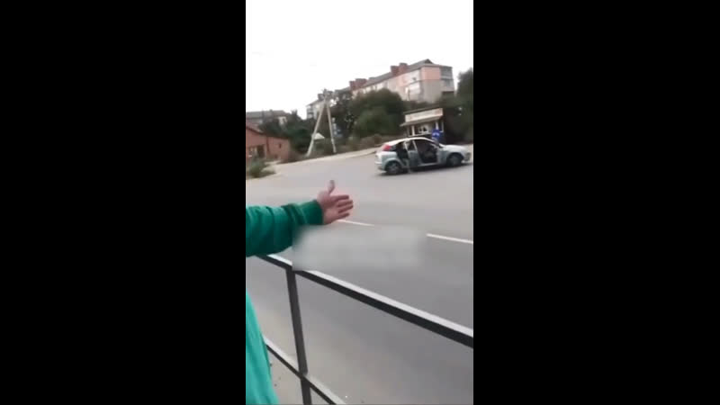 Хохла поймали военкомы "я не давал клятву служить народу украины ", сказал хохол и пошёл за салом в целом же, мобилизац