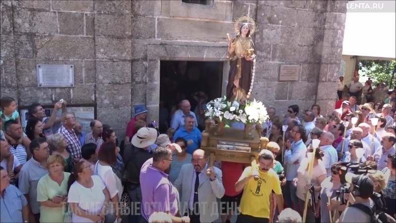 Паломничают в гробу