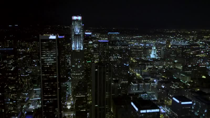 Жена в командирое ебется с негром из соседнего номера отеля смотреть