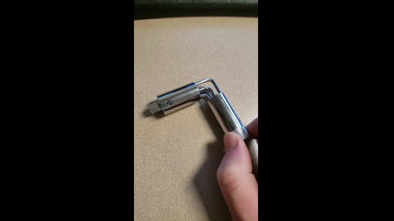 Gearless right angle socket adapter