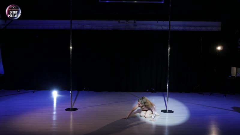 Алёна кулиева (кат pole art любители)