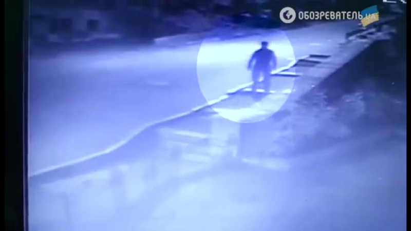 З'явилося відео, як жінка замінувала автомобіль шеремета