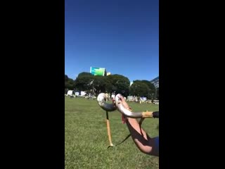 O cara tocou o berrante hahahahahahahaha