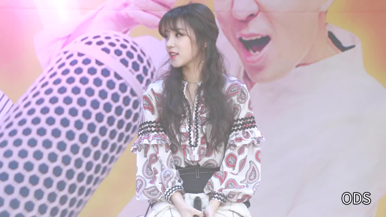 181016 (g)i dles yuqi cultwo show radio hann@ fancam