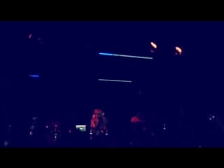 Petite meller (live @ wall)