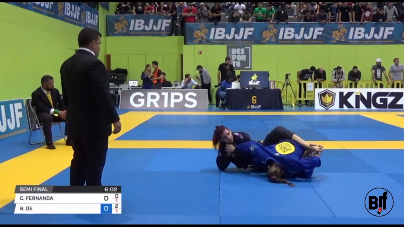 Claudia do val vs beatriz mesquita #ibjjfeuro18