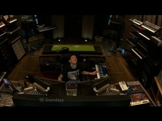 Deadmau5 accidentally discovers an amazing song