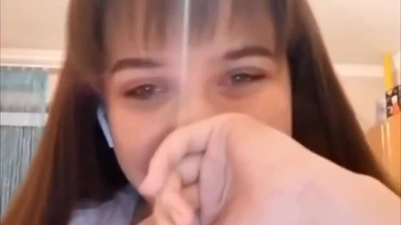 [bomba stream] sexbomba3131 | встретил шл*ху в чат рулетке
