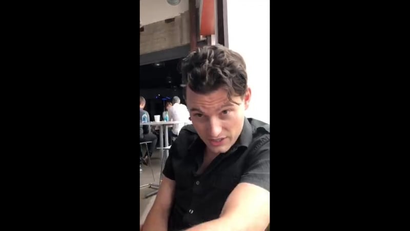 Интервью с брайаном дечартом на вечеринке detroit в детройте (англ )