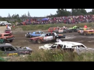 2014 gander demolition derby big car heat