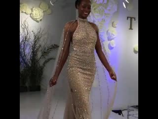 Видео от jovani,terani,tarik ediz,mac duggal,sherri hill