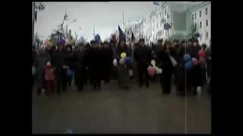 "а ленин всех послал на первомай"