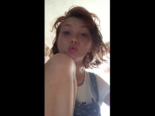 Live радужная девочка