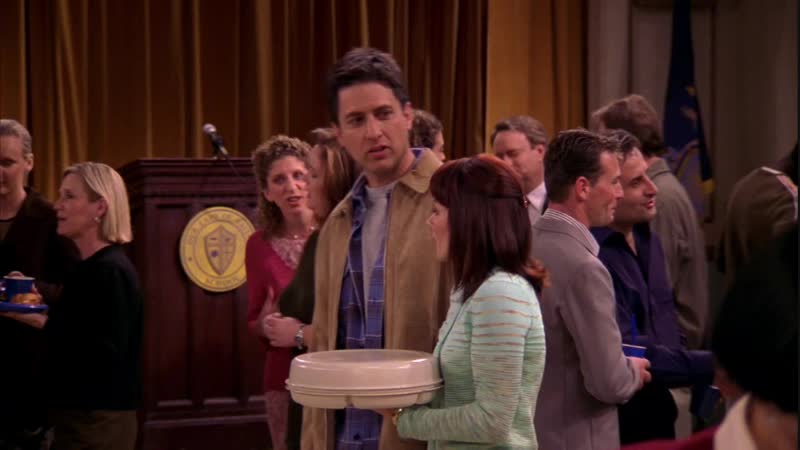 Everybody loves raymond s06e20 a vote for debra