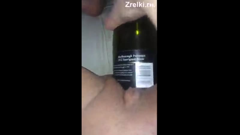 Mature Equal Mother Fucks Herself With A Bottle Homemade Private Amateur Older M 
