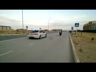 Bmw m3vs honda cbr 1000rr