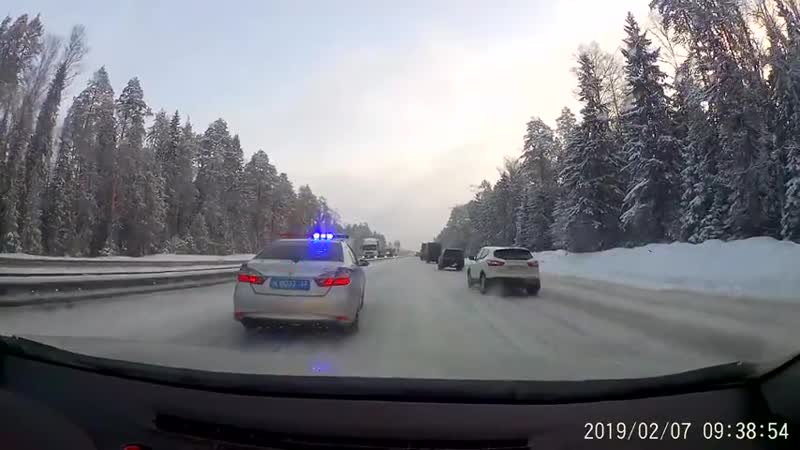 Владимирский автомобилист и кортеж