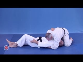 Kuzure kami shiho gatame
