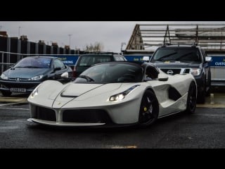 Gordon ramsay driving his brand new laferrari aperta in london!