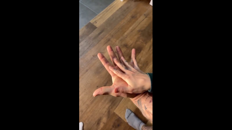 Хафтор бьернссон с женой