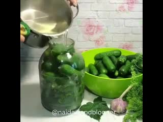 «маринованные огурцы