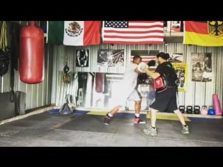 Shoutout to my boy bobbysboxing for giving me some extra conditioning this offseason in laguna