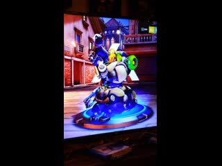 My orisa emote glitched out on me when i first unlocked it (ps4)