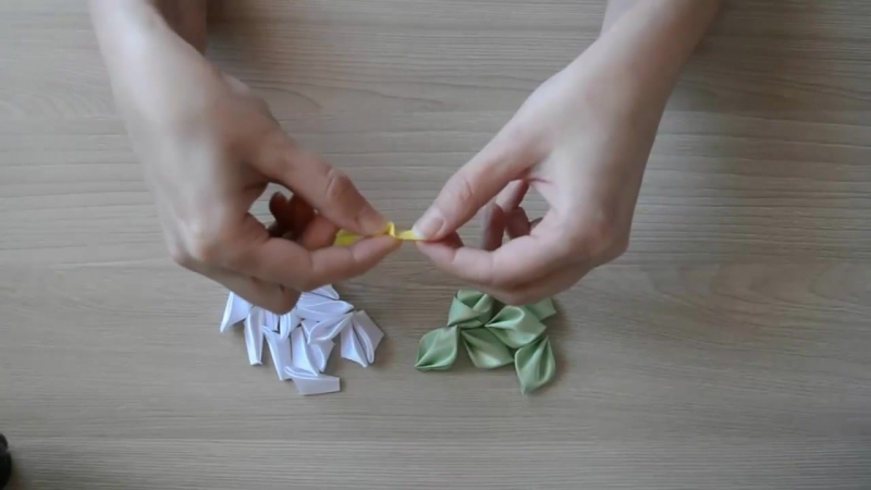 Бант с ромашкой канзаши bant with daisy chamomile