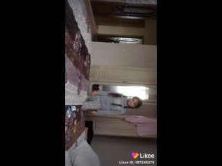 Сладкая малышка школьница маленькая сестренка тик ток лайкер (1320)