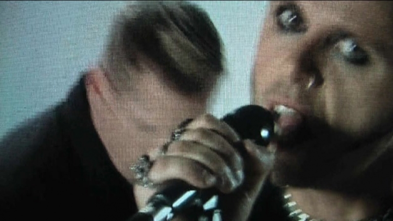 Oomph! beim ersten mal tuts immer weh