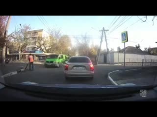 Появилось видео дтп, в котором сбили дворника