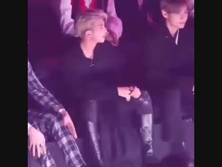 Everybody stfu and look at my baby having a crisis over how to sit with the extra material omg take all the love i have to offe