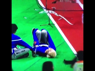 160118 방탄소년단 bts idol star athletics championships 2016 rapmon rolling on the floor