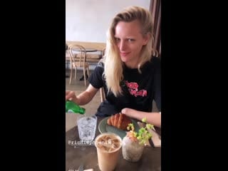 Erika linder w/ rebecka via rebeckalinder ig story