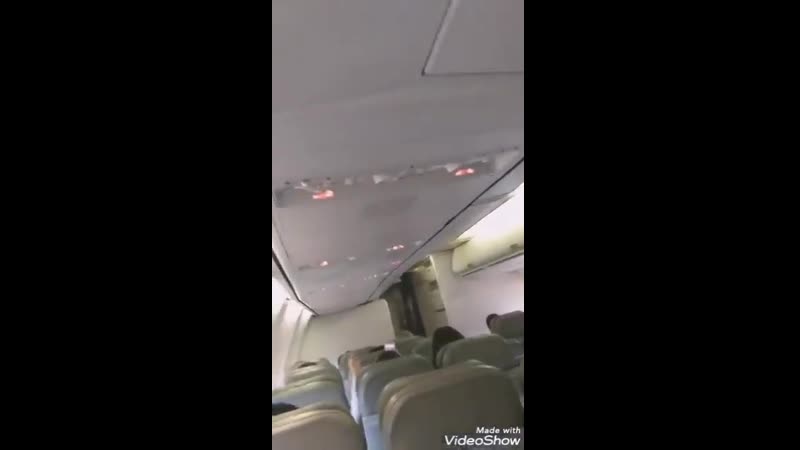 When flight ✈️ from bolivia 🇧🇴 to brazil 🇧🇷 was landing, the pilot played mikrokosmos and congratulated the @bts twt fans on goi