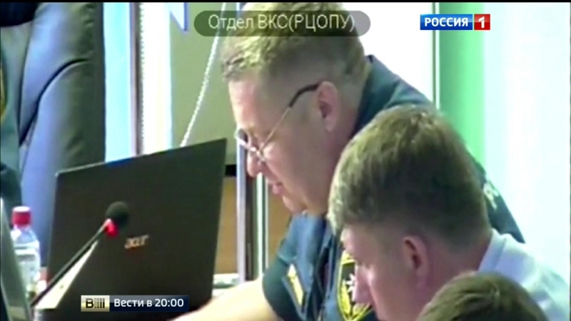 Чп в иркутском небе искать "водяной бомбардировщик" мешает сильное задымление