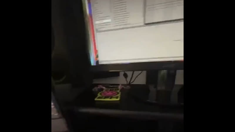 Сниппет ремикса «sine from above» от lil texas