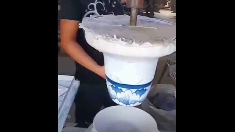 Bout to risk it all for the ceramic bowl paint titty