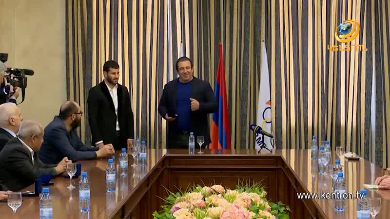 Գ ծառուկյանը բնակարաններ եւ ավտոմեքենաներ է նվիրել տարվա լավագույն մարզիկներին