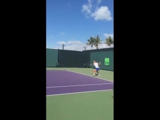 Vika takes to the #miamiopen practice court before today’s match