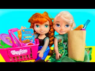 Barbie doll and elsa, anna toddlers in the supermarket! magic portal