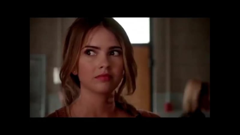 Смешной момент в волчонке/малия тейт хейл/"я сваливаю"/шелли хенниг