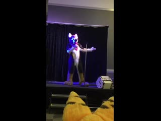 I know a lotta youse have seen me dance, but i like to do some singing, too!! thanks @furryfiesta for giving me the chance to